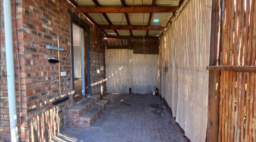 2 Bedroom Property for Sale in Albertinia Western Cape